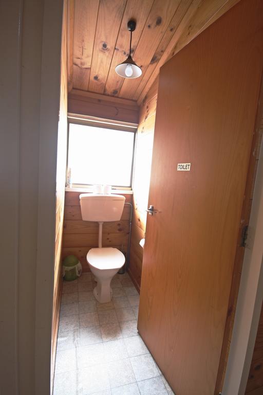 Tony'S Lodge Turangi Bagian luar foto
